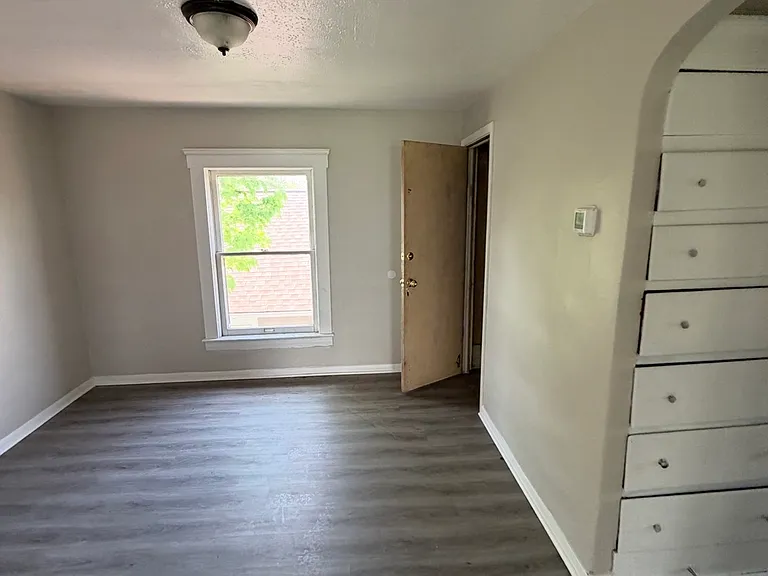 7818 Vineyard Ave #2 — Photo 10