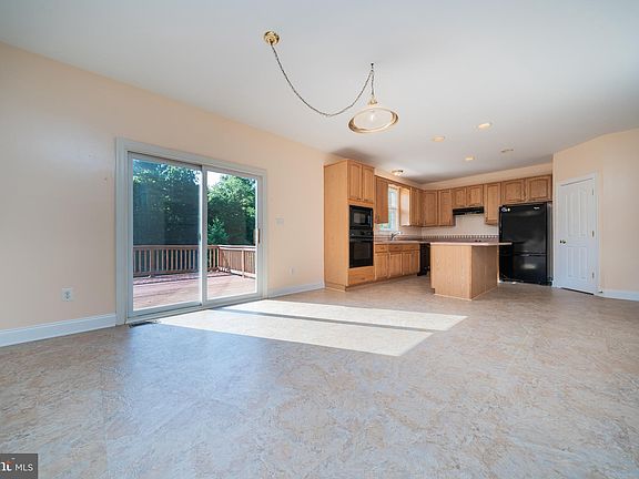 4th image of 23234 Galloway Pl