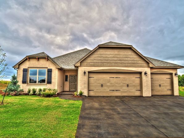 7208 NW 156th St