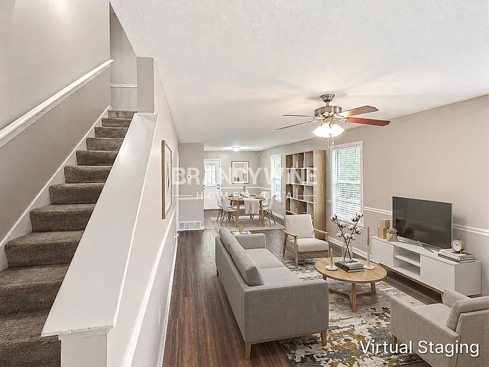 8042 Port Douglas Dr — Photo 3