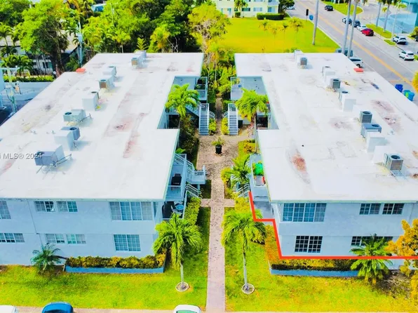 9280 Bay Harbor Ter APT 5, Bay Harbor Islands, FL 33154