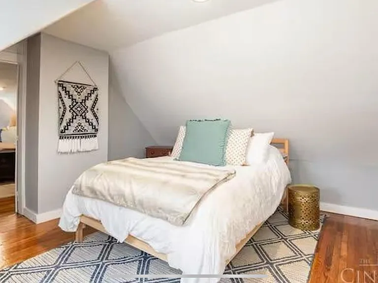 2846 Observatory Ave — Photo 7