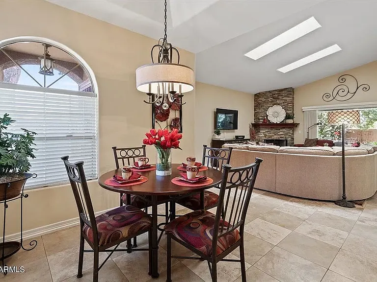 6339 E Claire Dr — Photo 21