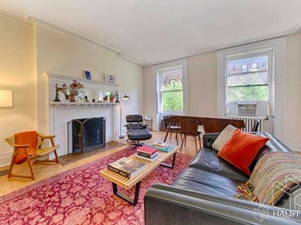 1st image of 12 E 10th St APT 3