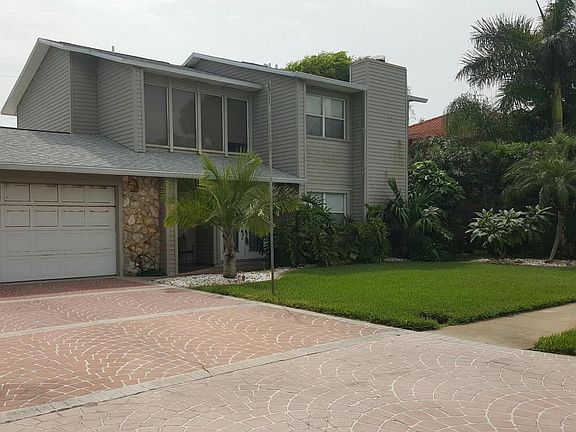 2nd image of 395 Harbor Dr