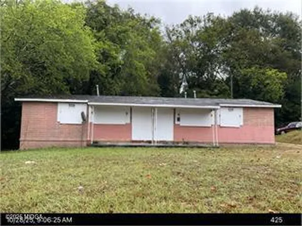 2985 Mercer University Dr #2, Macon, GA 31204