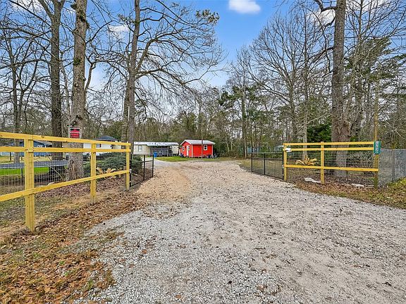 4th image of 15630 Ben Wiggins Rd