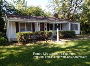 1645 SW 22nd St, Topeka, KS 66611