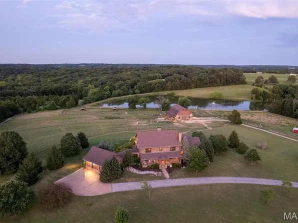 5140 Saint Anns Rd, Washington, MO 63090