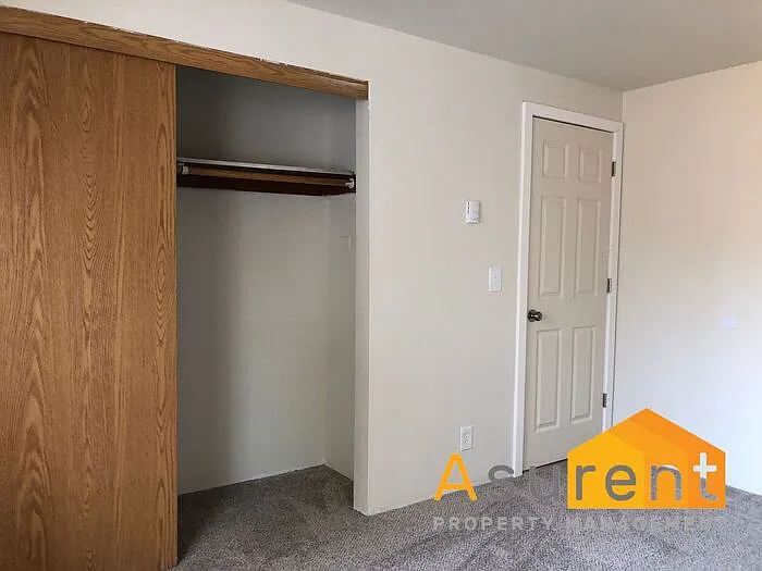 425 Plum St — Photo 4