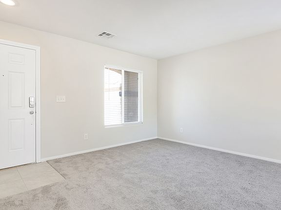 5th image of 5324 Franklin Grove St
