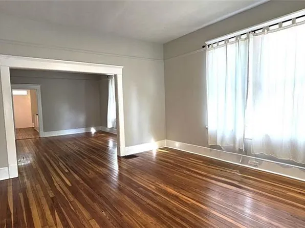 1047 Ridge Ave, Stone Mountain, GA 30083