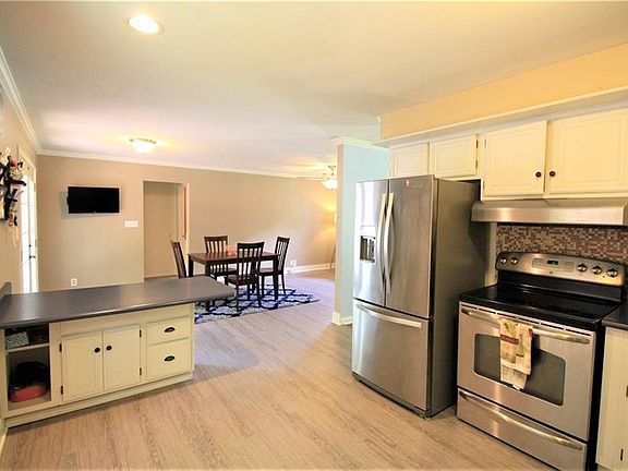 5th image of 10348 Orchard Park Dr W