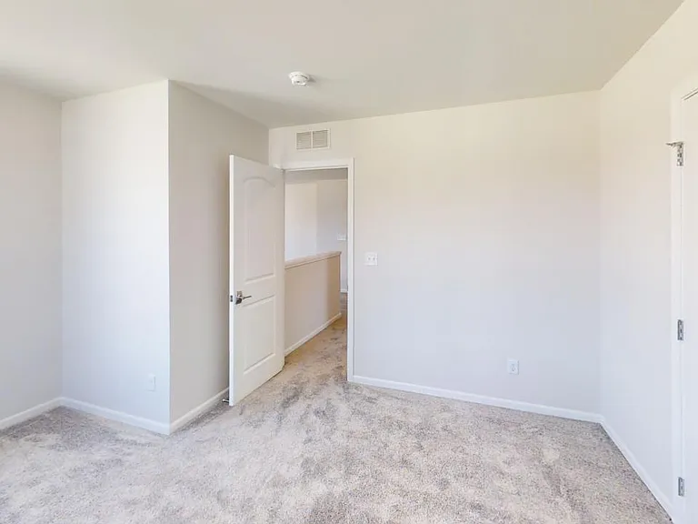 2201 Mill Ln — Photo 20