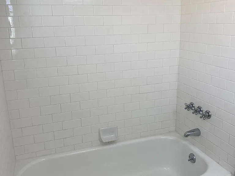 2267 Honolulu Ave #1 — Photo 10