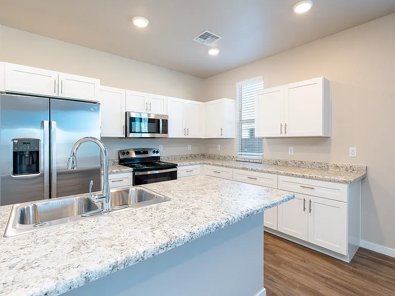 The Reserve at Westpark — Photo 21