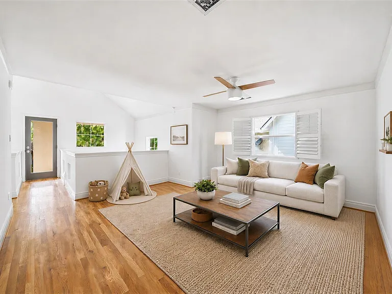 3118 Morrison St — Photo 21