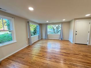 9059 3rd Ave NW, Seattle, WA 98117