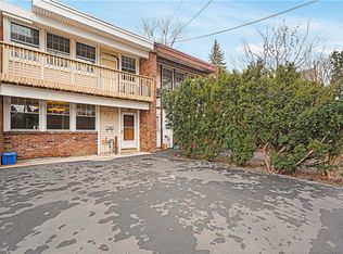 156 Halgren Cres, Haverstraw, NY 10927