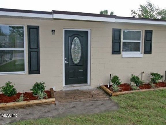 2nd image of 1044 Waterfall Dr