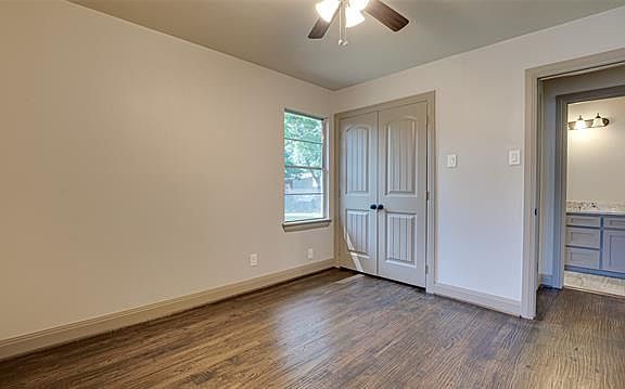 4th image of 220 River Oaks Dr