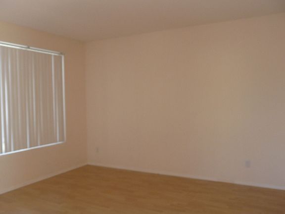 3rd image of 14955 Cottontail Ln