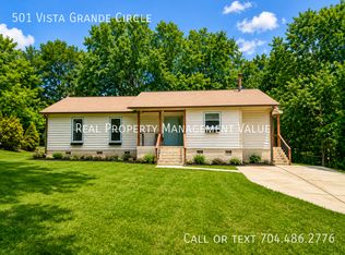 501 Vista Grande Cir, Charlotte, NC 28226