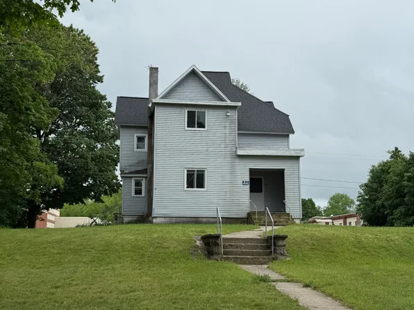 317 W Todd Ave #5, Reed City, MI 49677