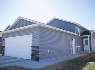 2424 7th Ct W, West Fargo, ND 58078