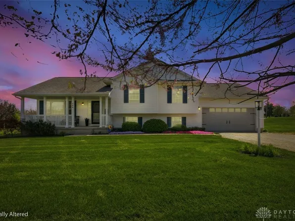 596 Terrace Creek Ct, Lebanon, OH 45036