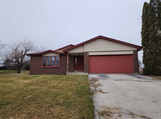 2964 E Shagbark Trl, Crete, IL 60417