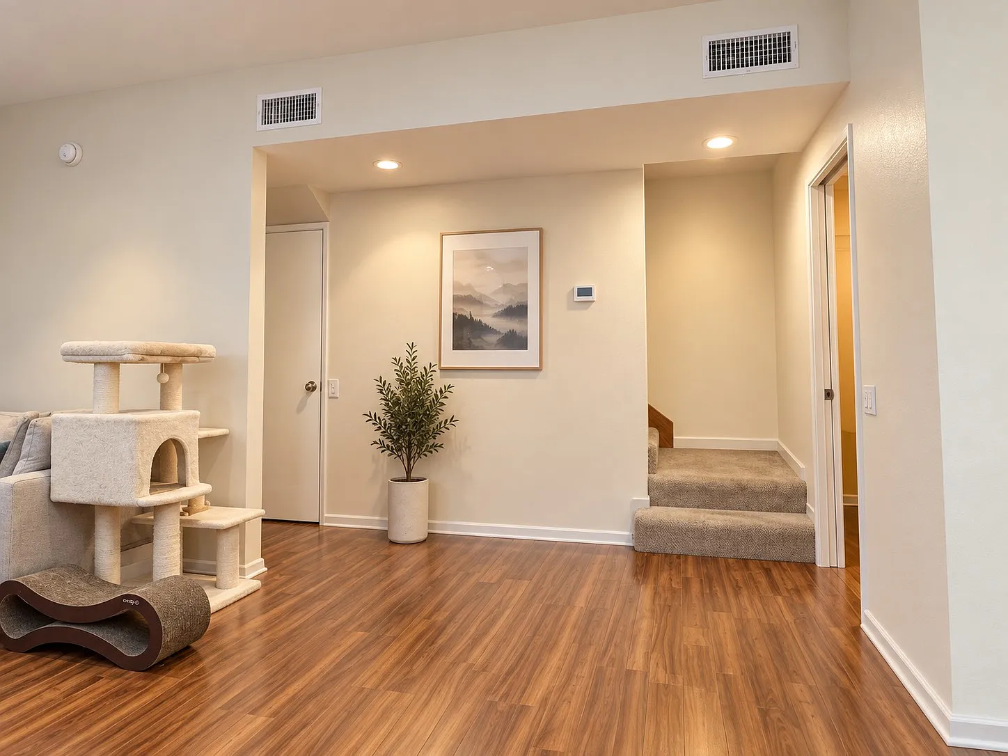2 bed, 2.5 bath, 1151 sqft, $4,050 — Photo 3