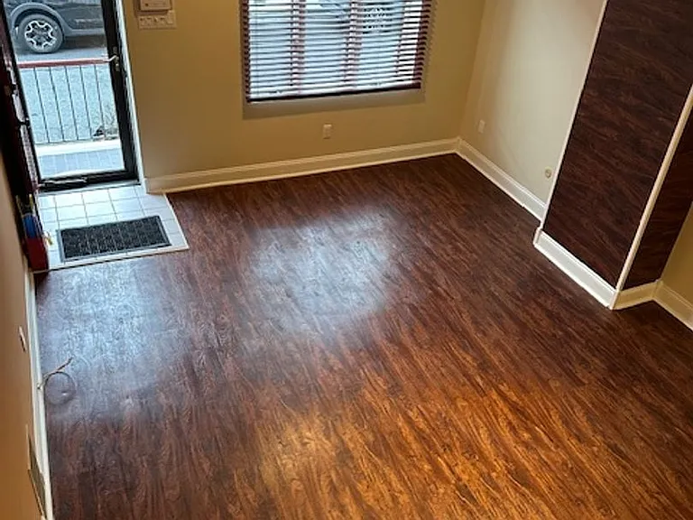 2441 S Woodstock St — Photo 11