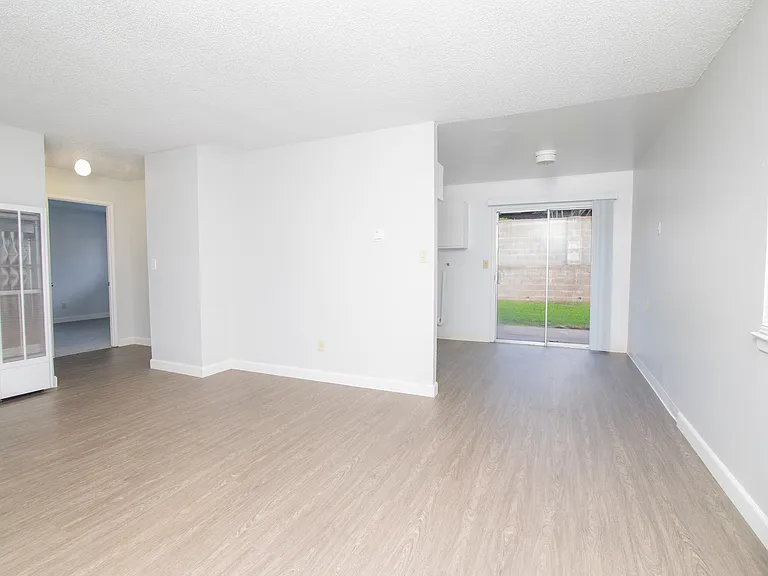 10242 S White Rock Rd-4_11132025