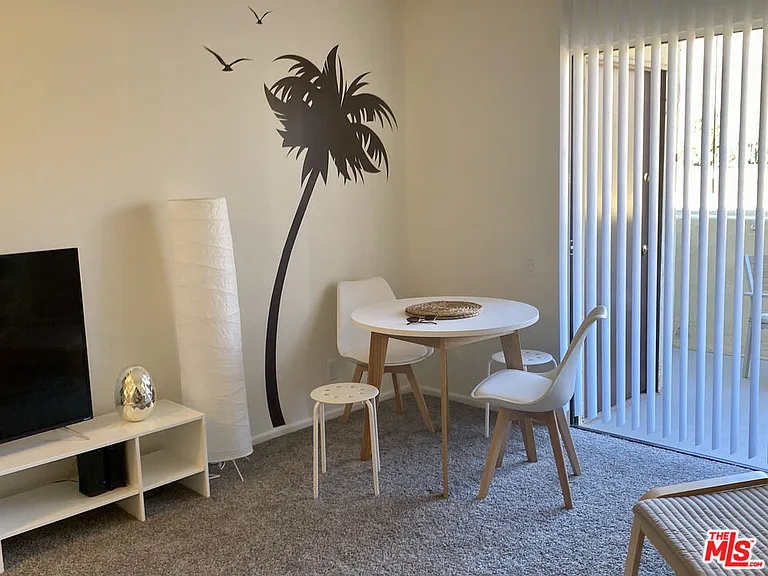 1655 E Palm Canyon Dr #318 — Photo 5
