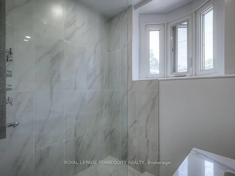135 Jane St #2 — Photo 8