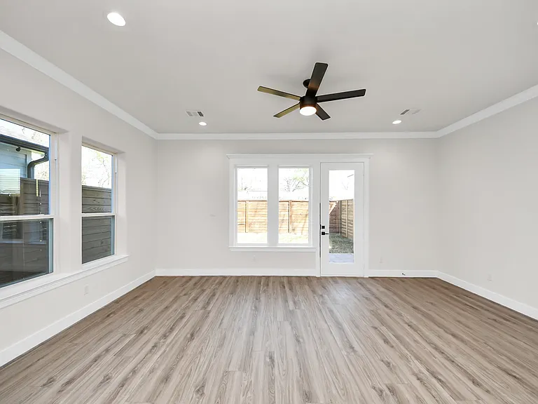 3829B Mainer St — Photo 14