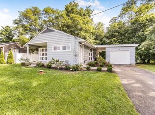 14 Mohawk Trl, White Plains, NY 10603