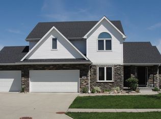 1003 NW Ridge Rd, Ankeny, IA 50023