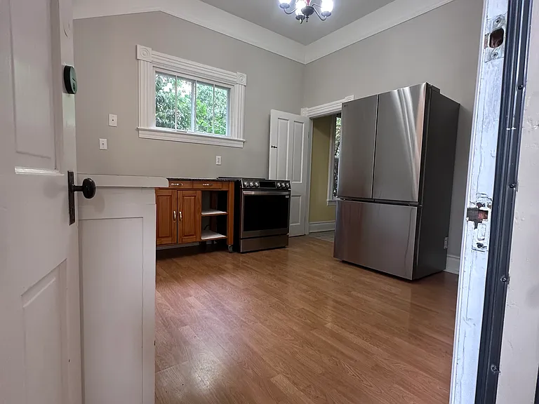 520 3rd Ave E — Photo 12