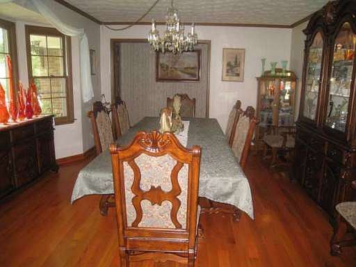 5th image of 2128 Rockdale Cir