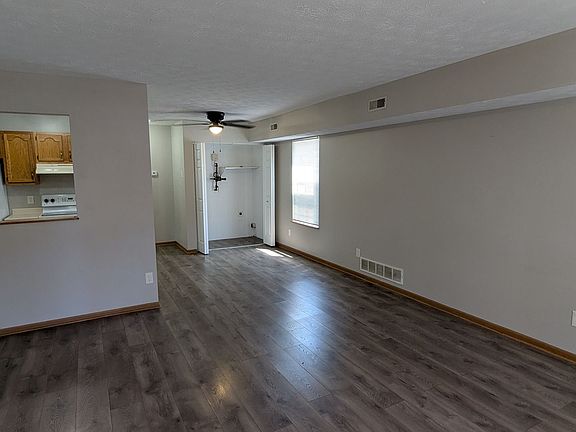 3rd image of 861 Kerns Dr NE APT C