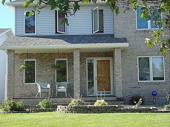 3rd image of 1619 15th Ave E