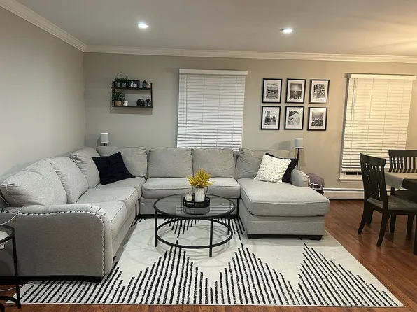 147A S Maple Ave, Park Ridge, NJ 07656