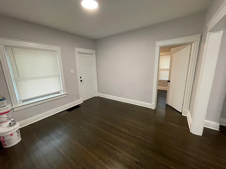 717 Monroe Ave — Photo 8