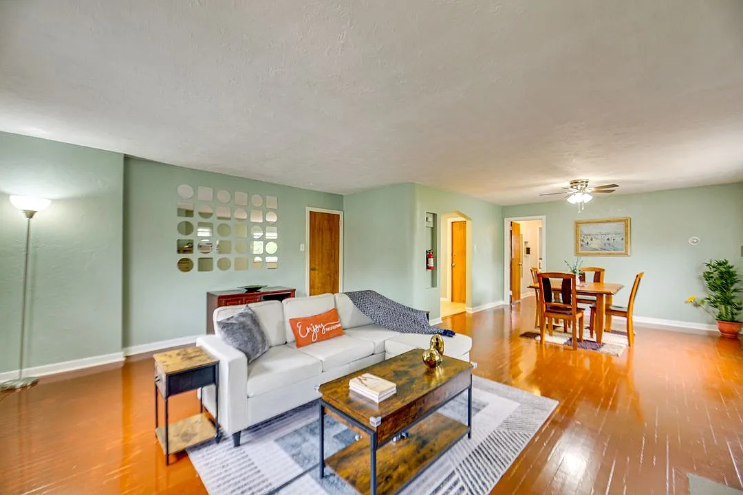 509 Ogden Ave #1 photo 1