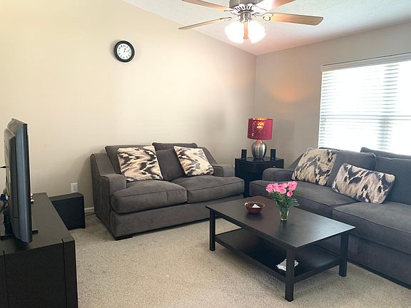 3rd image of 7639 Alexandra Dr