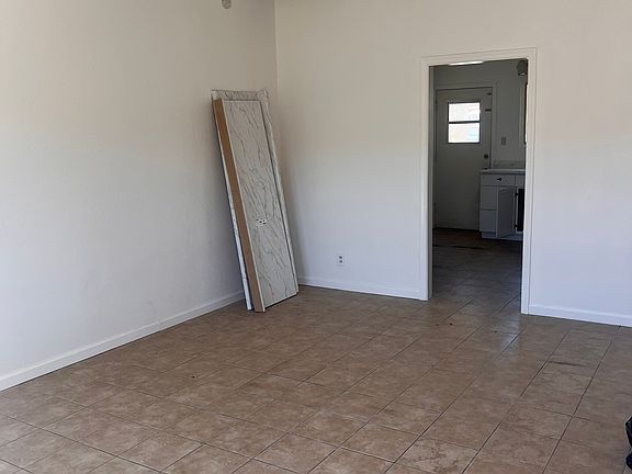 4th image of 45408 Corkwood Ave #12