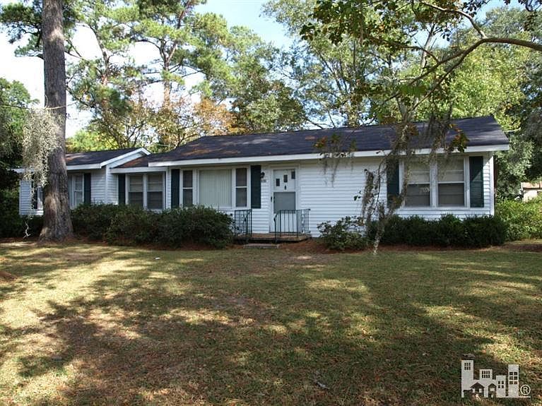 2nd image of 6709 Carolina Beach Rd
