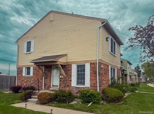 36721 Park Place Dr, Sterling Heights, MI 48310
